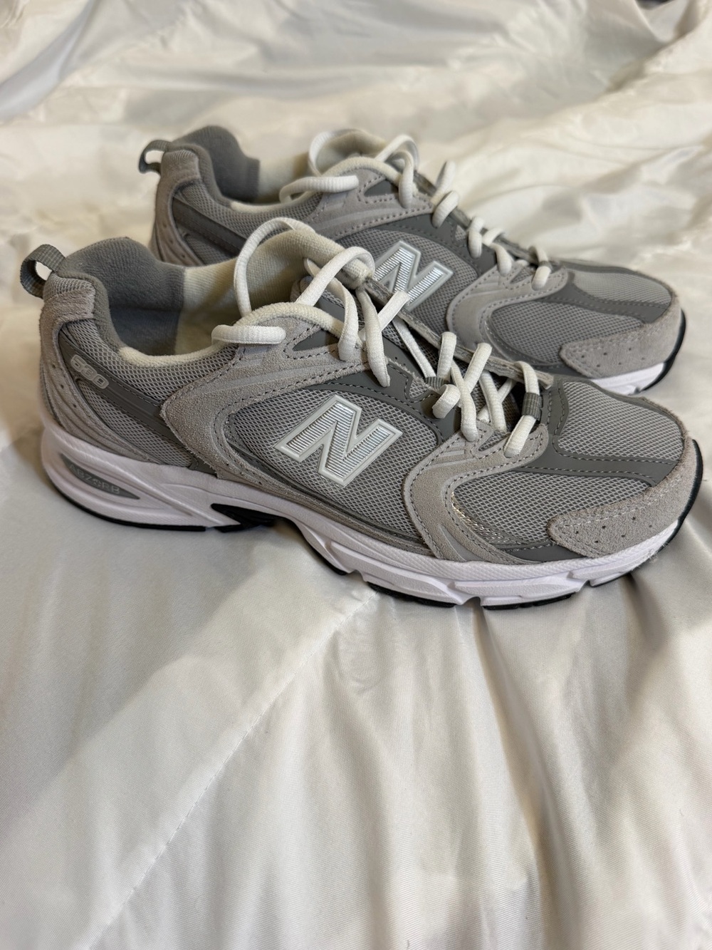NEW New Balance 530 RAINCLOUD Shadow Grey Silver Sneakers Women’s 8 Men’s 6.5